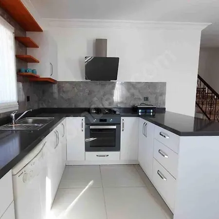 Fully Detached, Scenic With Private Pool 빌라 *