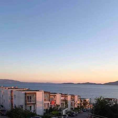 Βίλα Fully Detached, Scenic With Private Pool
