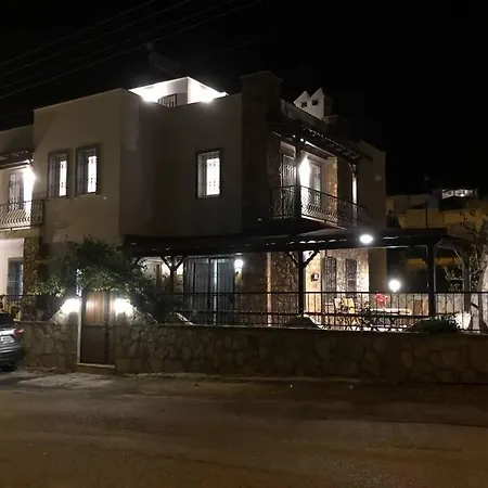 Βίλα Fully Detached, Scenic With Private Pool